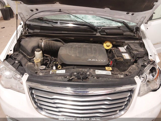 2C4RC1CG4GR283726 Chrysler Town & Country Touring-l