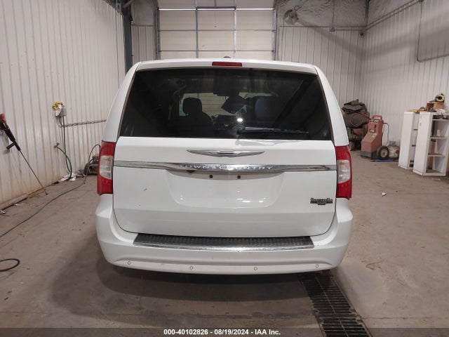 2C4RC1CG4GR283726 Chrysler Town & Country Touring-l
