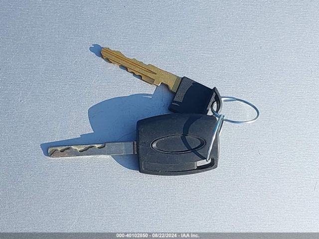 1FMCU9GD2JUA90305 Ford ESCAPE SE