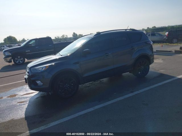 1FMCU9GD2JUA90305 Ford ESCAPE SE