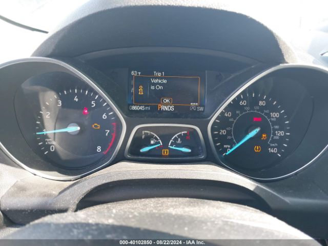 1FMCU9GD2JUA90305 Ford ESCAPE SE