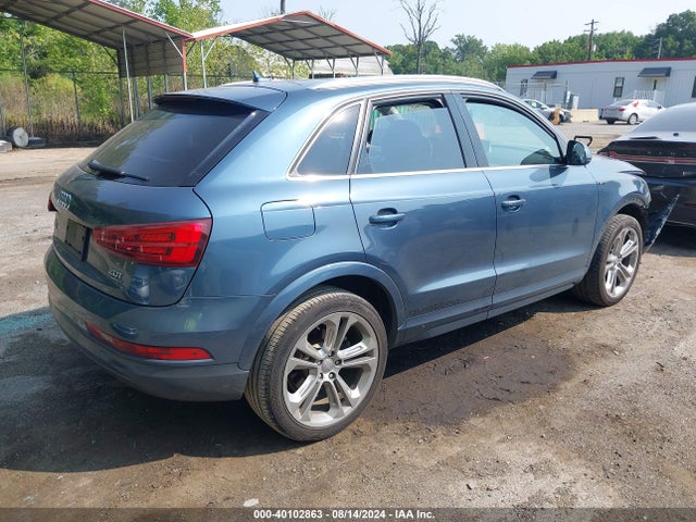WA1EFCFS3GR000931 Audi Q3 2.0t Premium Plus