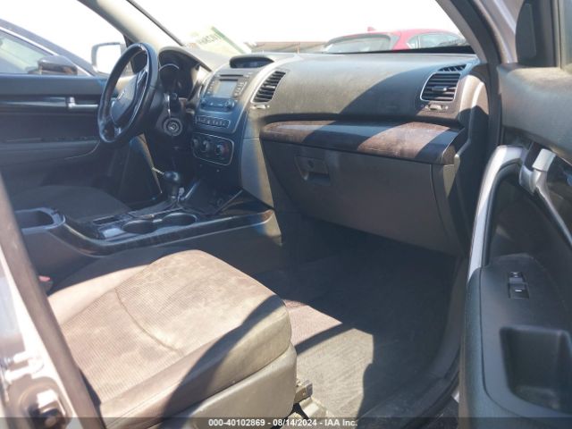 5XYKT4A68EG472989 KIA SORENTO LX