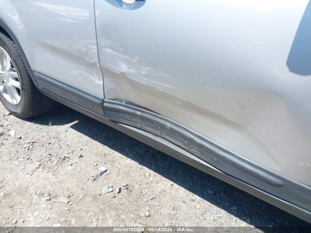5XYKT4A68EG472989 KIA SORENTO LX