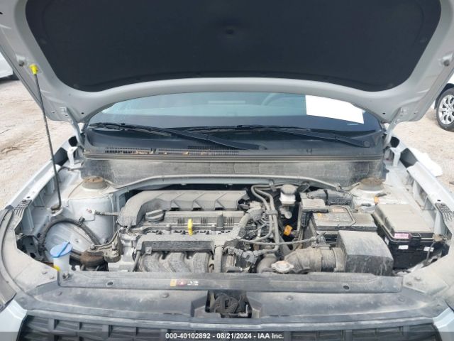 KMHRB8A38NU141015 Hyundai Venue Se