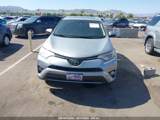 Toyota Rav4 Xle 2018 2T3WFREV6JW469494 Image 6
