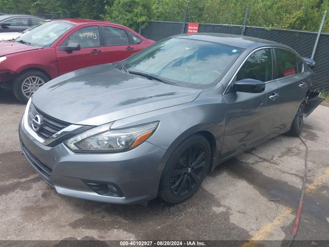 Nissan Altima 2.5 Sr 2017 1N4AL3APXHC219752 Image 2
