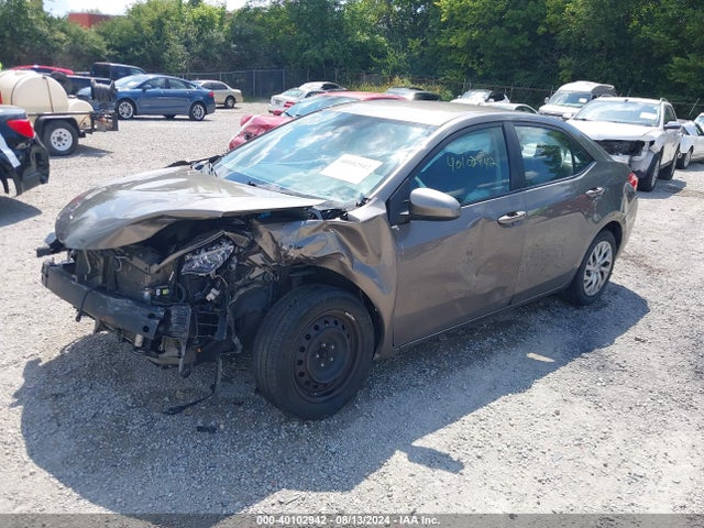 Toyota COROLLA LE 2017 2T1BURHE0HC952869 Image 2