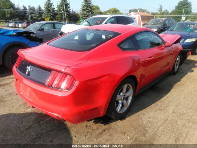 1FA6P8AM2F5375122 Ford Mustang V6
