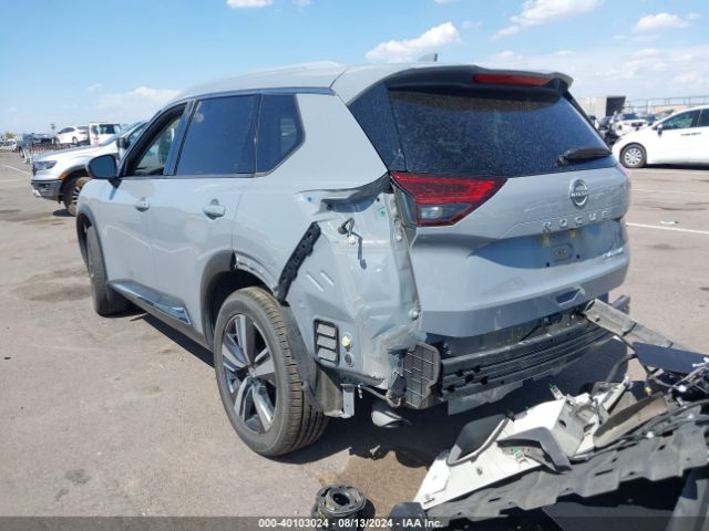 JN8BT3DC3NW120101 Nissan Rogue Platinum Fwd