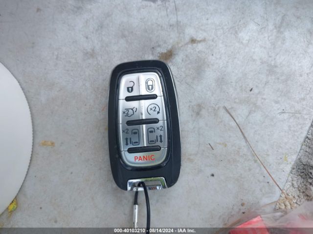 2C4RC1BG7NR186163 Chrysler Pacifica Touring L