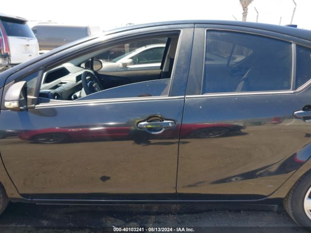 JTDKDTB33F1095243 Toyota Prius C One