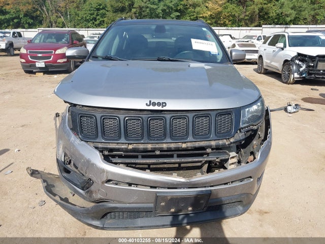 3C4NJCBB3JT327466 Jeep Compass Altitude Fwd
