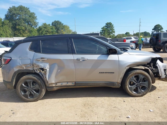3C4NJCBB3JT327466 Jeep Compass Altitude Fwd