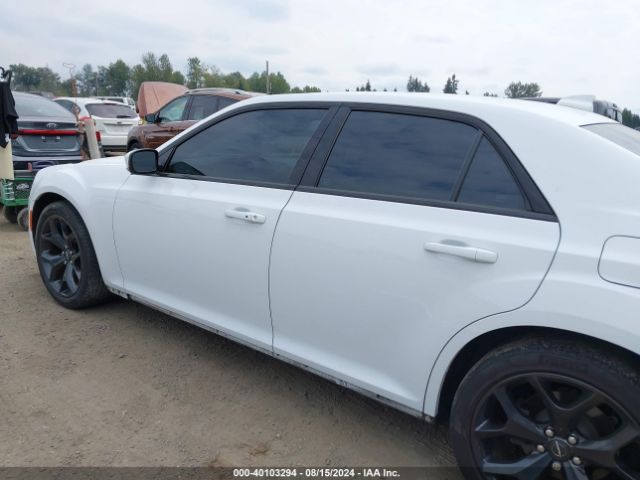 2C3CCABG5MH523623 Chrysler 300 300s