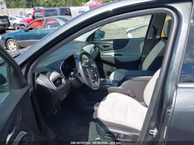 3GNAXUEV1KS592782 Chevrolet EQUINOX LT
