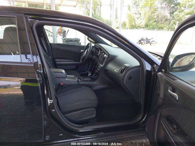 40103495 :رقم المزاد ، 2C3CDXHG1GH310440 vin ، 2016 Dodge Charger Sxt مزاد بيع