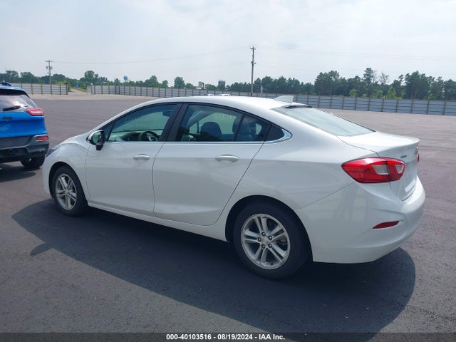Chevrolet Cruze Lt Auto 2018 1G1BE5SM3J7175903 Image 3