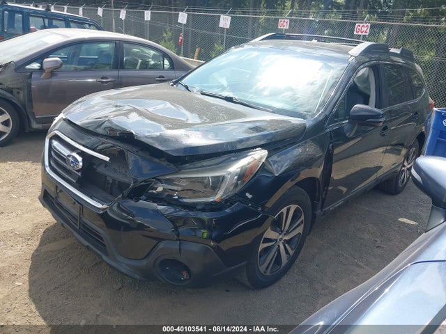 Subaru Outback 2.5i Limited 2018 4S4BSANCXJ3299794 Image 2