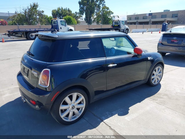 2007 MINI COOPER S WMWMF73597TL90716 Photo 3