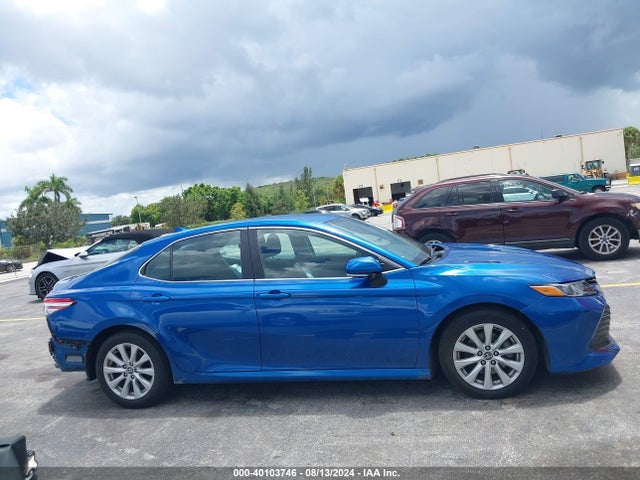 Toyota CAMRY LE 2020 4T1L11AK1LU303622 Image 13