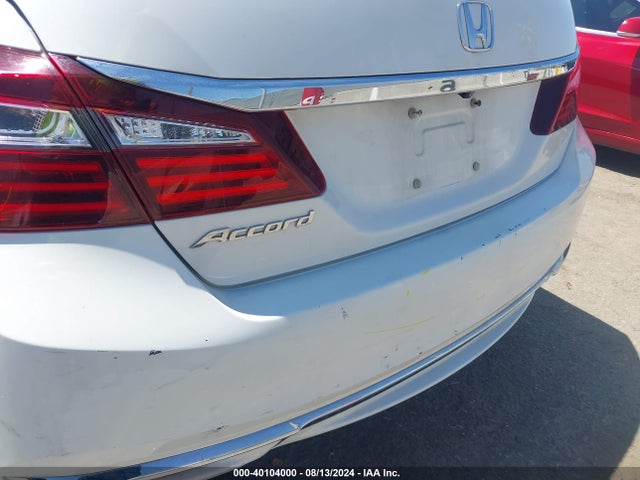 Honda ACCORD LX 2017 1HGCR2F3XHA111856 Image 6