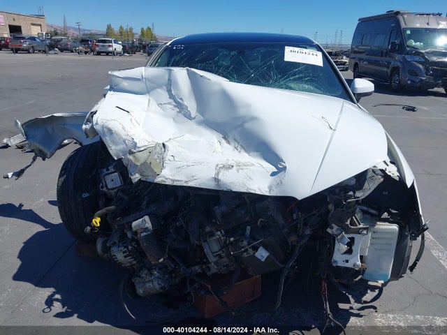 Audi A3 2018 WAUAUGFF1J1091883 Image 13