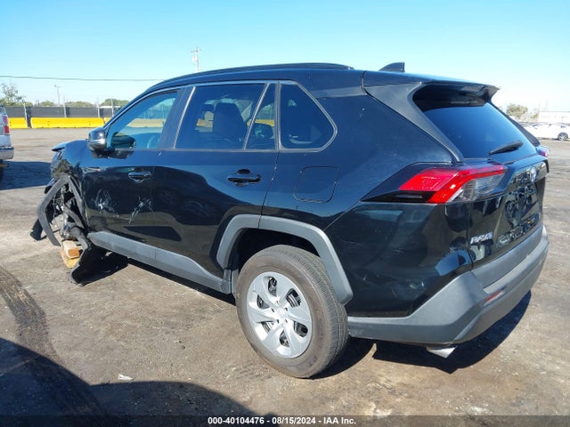 Toyota RAV4 LE 2021 2T3K1RFVXMW160899 Image 3