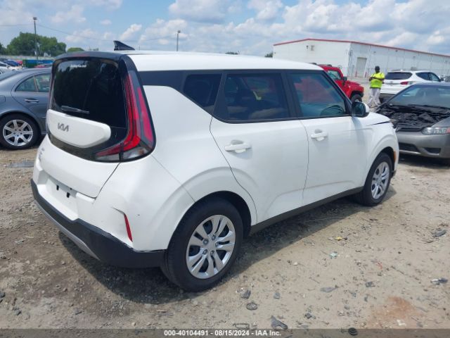 KNDJ23AU9P7886385 KIA SOUL LX