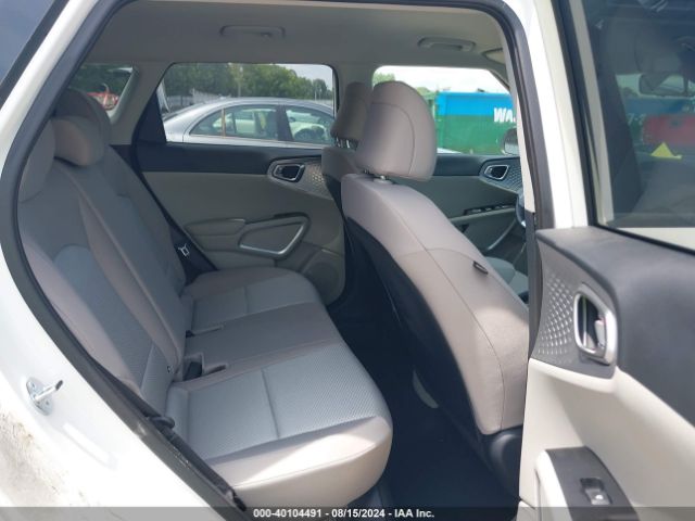 KNDJ23AU9P7886385 KIA SOUL LX