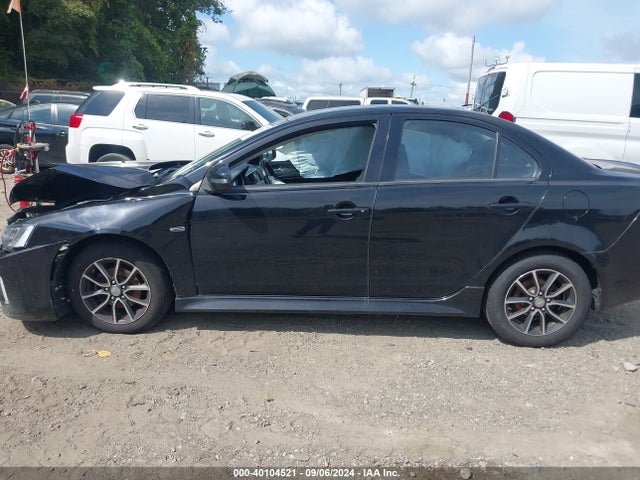 Mitsubishi LANCER ES 2017 JA32V2FW0HU009771 Image 14