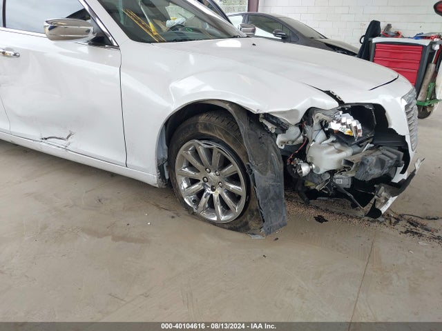 2C3CCAEG6EH262919 Chrysler 300