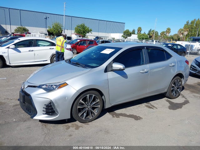 Toyota COROLLA SE 2017 2T1BURHE7HC868371 Image 2