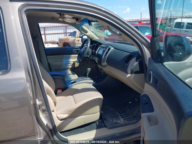 5TFJX4GN2EX033489 Toyota Tacoma Prerunner