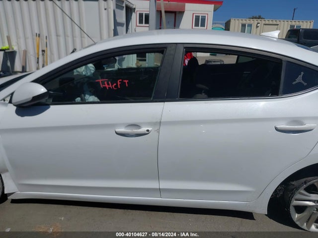Hyundai ELANTRA SEL 2019 5NPD84LF0KH424916 Image 15