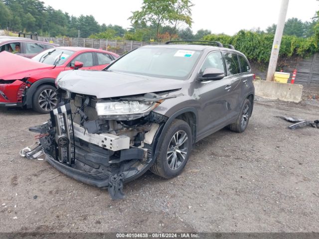 5TDBZRFH7JS869516 Toyota Highlander Le