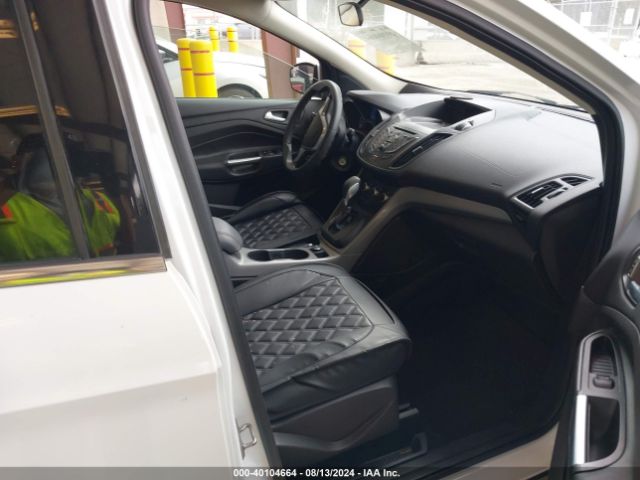 1FMCU9G92FUA81090 Ford ESCAPE SE