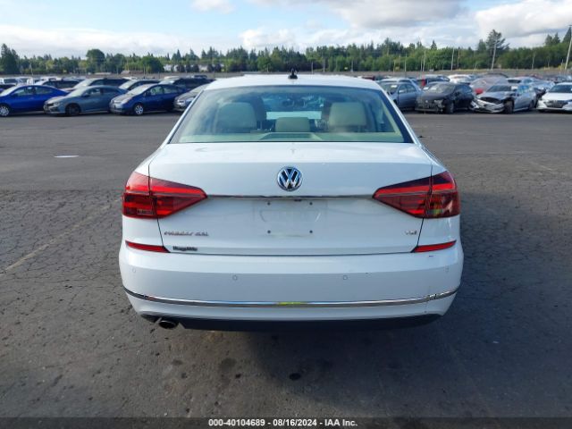 1VWCT7A32HC056583 Volkswagen Passat 1.8t Sel Premium