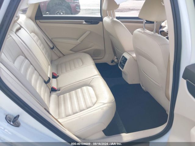 1VWCT7A32HC056583 Volkswagen Passat 1.8t Sel Premium