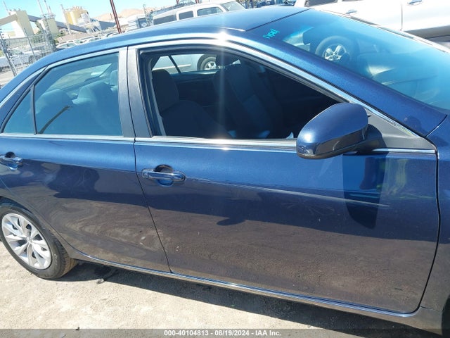 4T1BD1FK0FU163739 Toyota Camry Hybrid Le