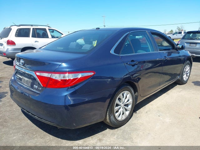 4T1BD1FK0FU163739 Toyota Camry Hybrid Le
