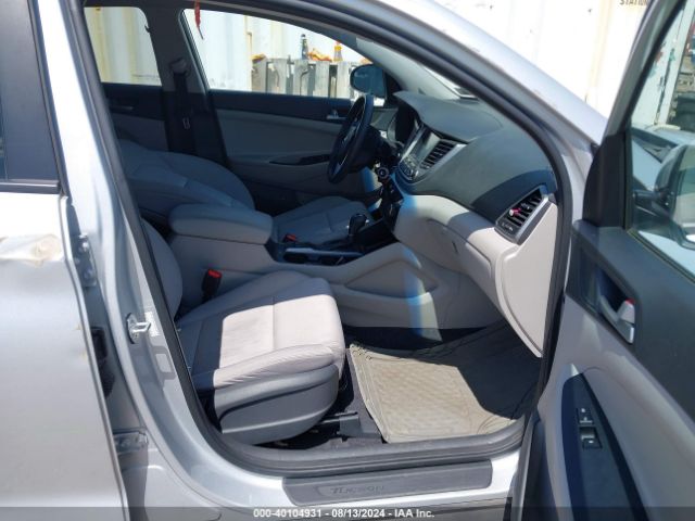 KM8J3CA42JU736314 Hyundai TUCSON SEL