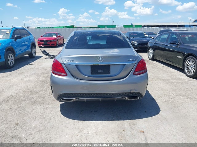 55SWF6GB0FU033866 Mercedes-Benz C 400 4matic