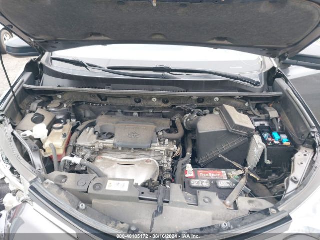 JTMBFREV9JJ205585 Toyota RAV4 LE