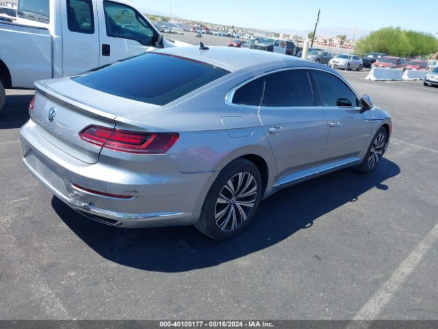 WVWAR7AN8LE016743 Volkswagen Arteon 2.0t Se