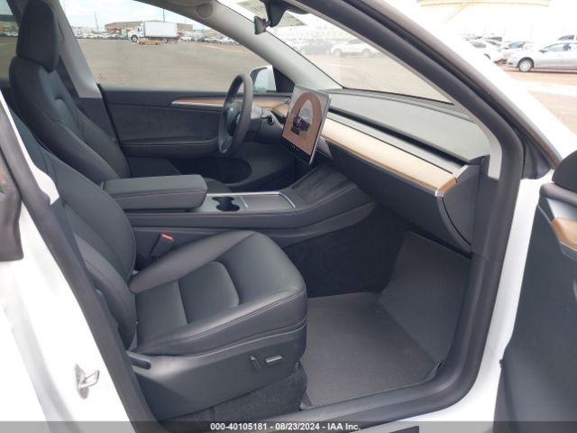 7SAYGDEE4PA119921 Tesla Model Y