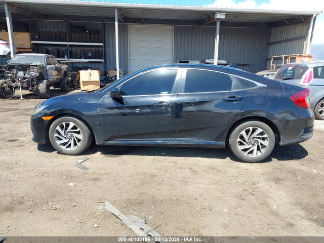 Honda CIVIC EX 2018 2HGFC2F70JH567339 Image 14