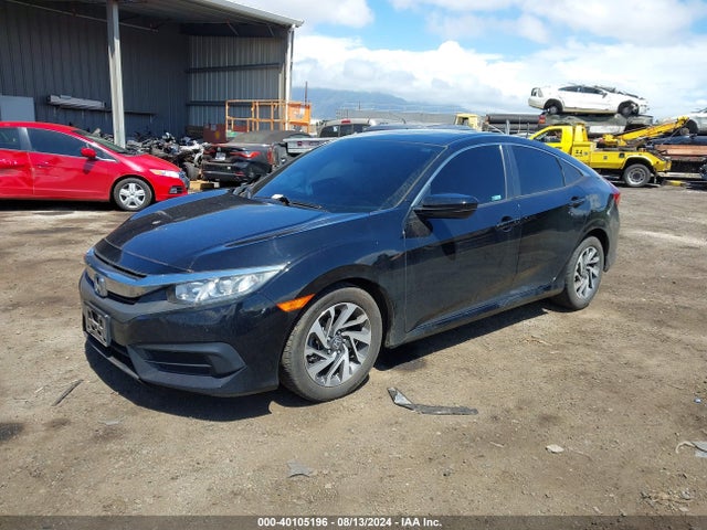Honda CIVIC EX 2018 2HGFC2F70JH567339 Image 2