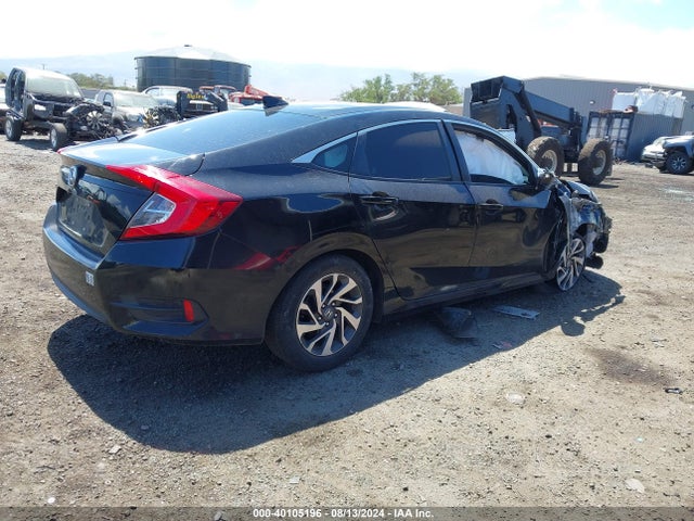 Honda CIVIC EX 2018 2HGFC2F70JH567339 Image 4
