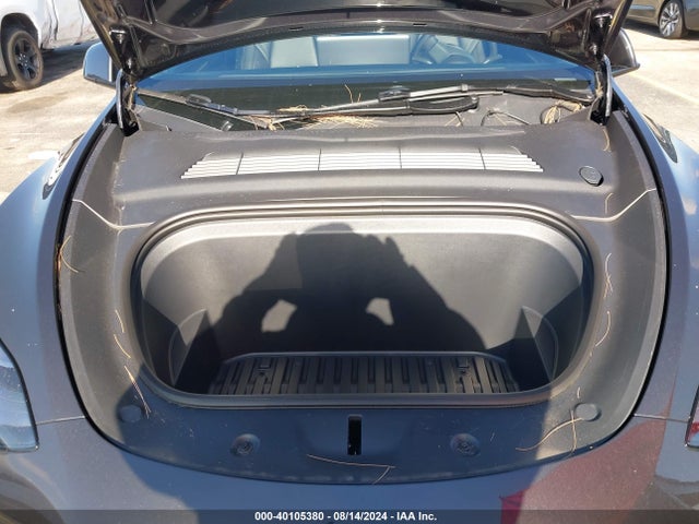2024 TESLA MODEL Y 7SAYGDED3RF097360 Photo 9